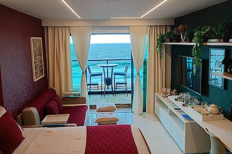 Popular Airbnb listing: Salvador Oceanfront - Convention Center in Jardim Armação
