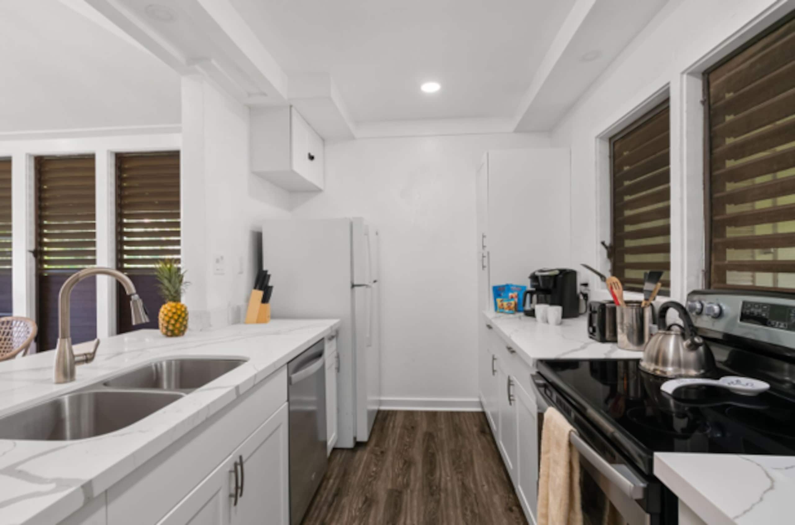 Modern Kiahuna Plantation Condo w AC! - Photo 4