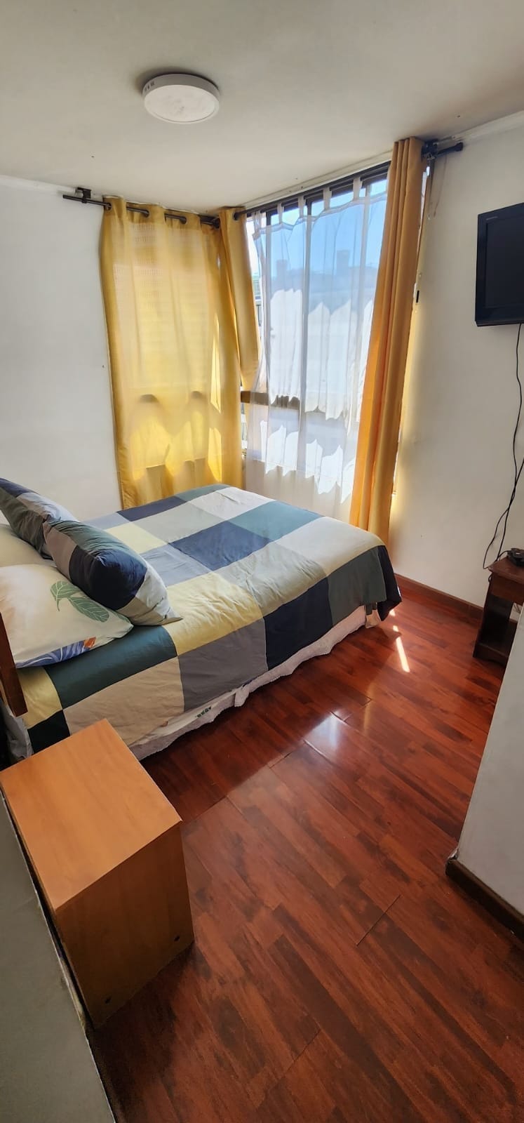 საძინებელი 1