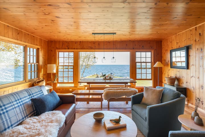 Cozy On The Lake, Amazing Views, Minutes To Ski - Lutsen, MN