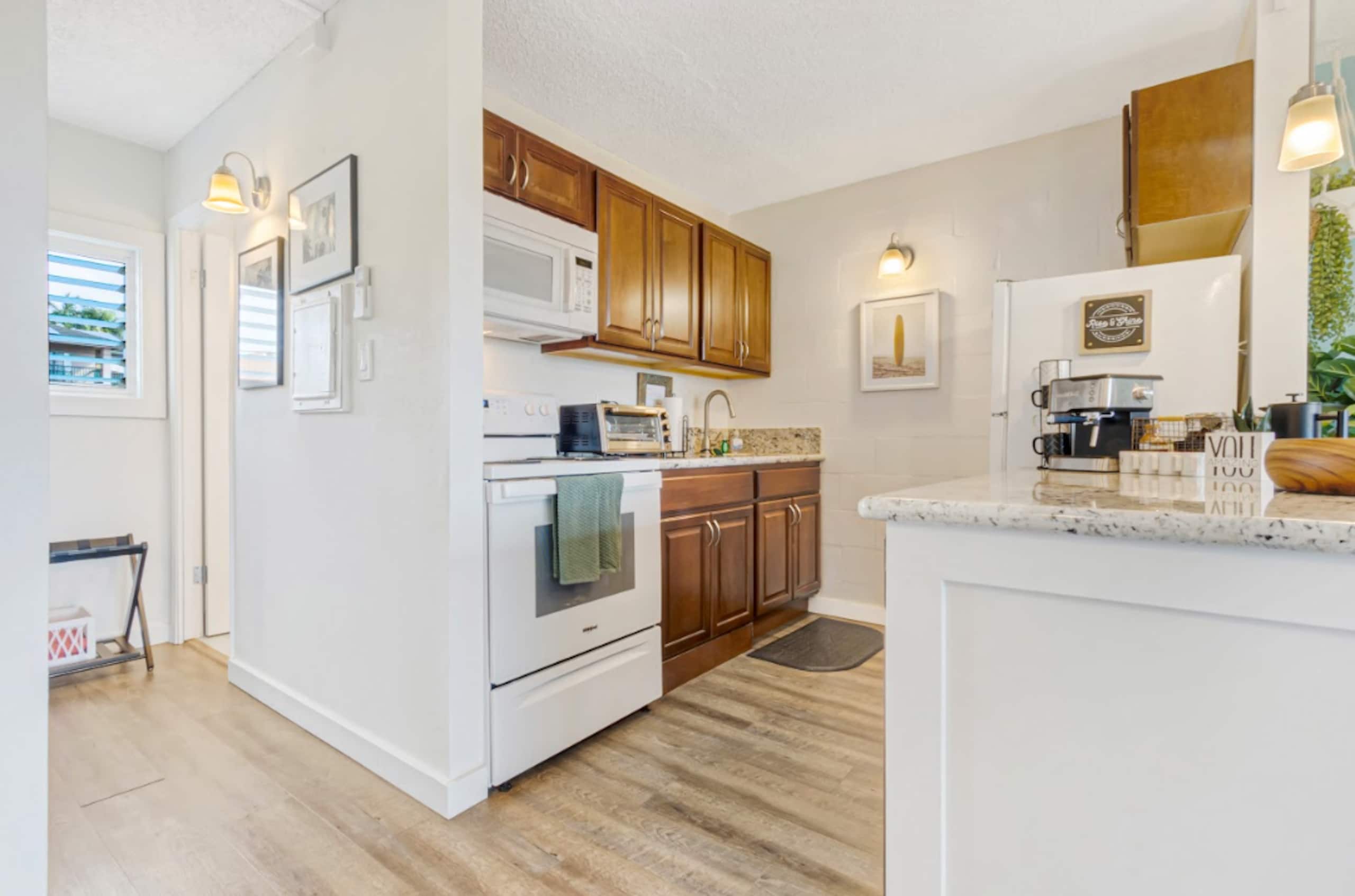 Home in Lahaina · ★4.75 · Studio · 1 bed · 1 private bath - Image 2