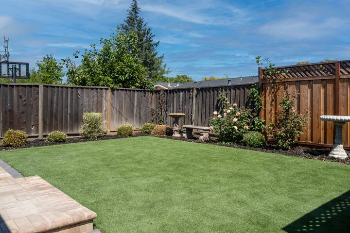 Modern Retreat Near Santana Row gallery image 3