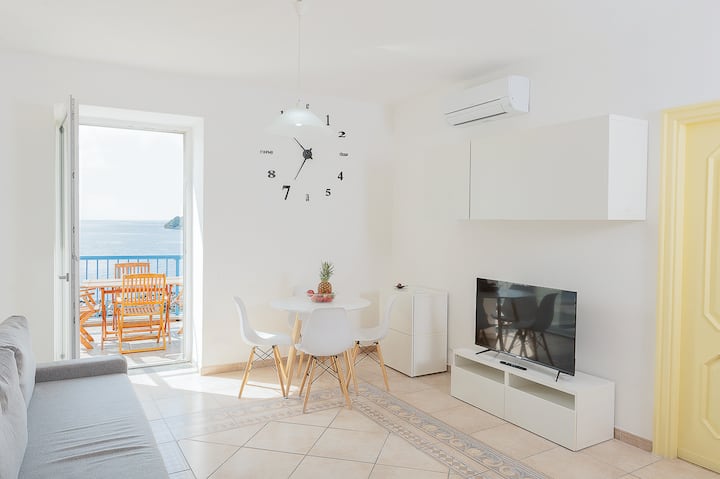La Procidana | Exclusive Terrace - Procida