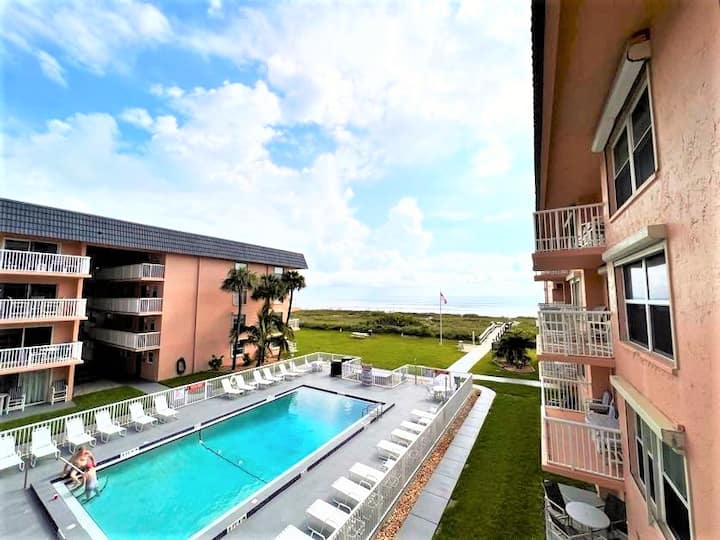 Spanish Main #27 Oceanfront 2/2 - ココアビーチ, FL