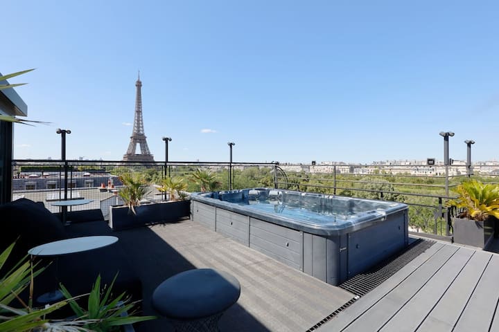 Cédric De ClickYourFlat managed Airbnb listing 1