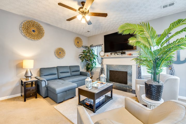Luxury Hamptons 5br Oasis With Pool Retreat - Hampton, GA