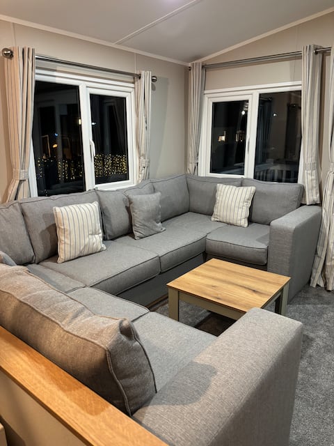 Top Airbnb: Hafan y Môr Coastal Hideaway in Llanystumdwy, Llangybi, Rhoslan, Llanarmon