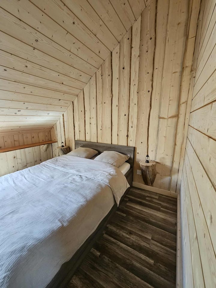 Chumba 1 cha kulala kimefungwa