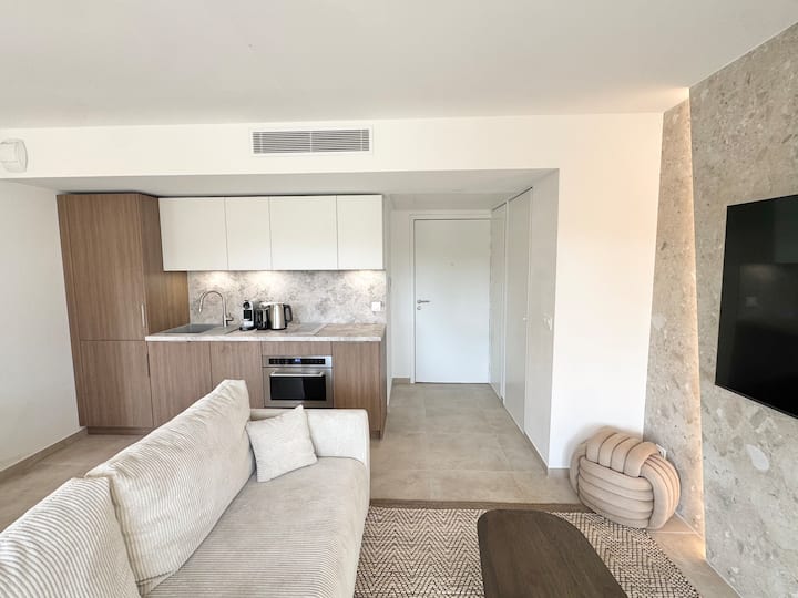 Loft Moderne Et Paisible - Villeneuve-Loubet
