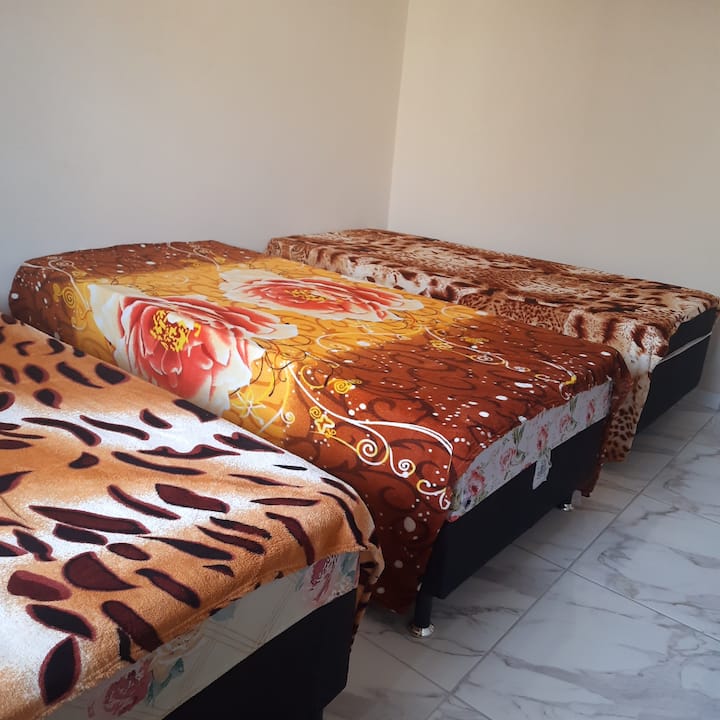 საძინებელი 1