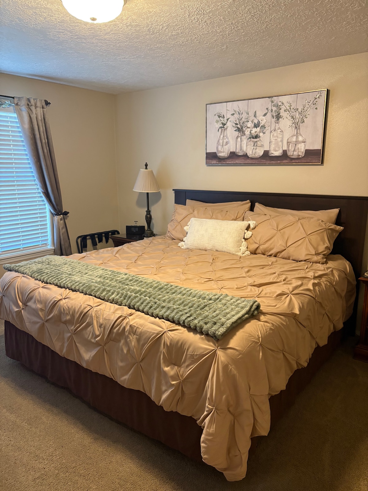 Nights At Northside - Houses for Rent in Keizer, Oregon, United