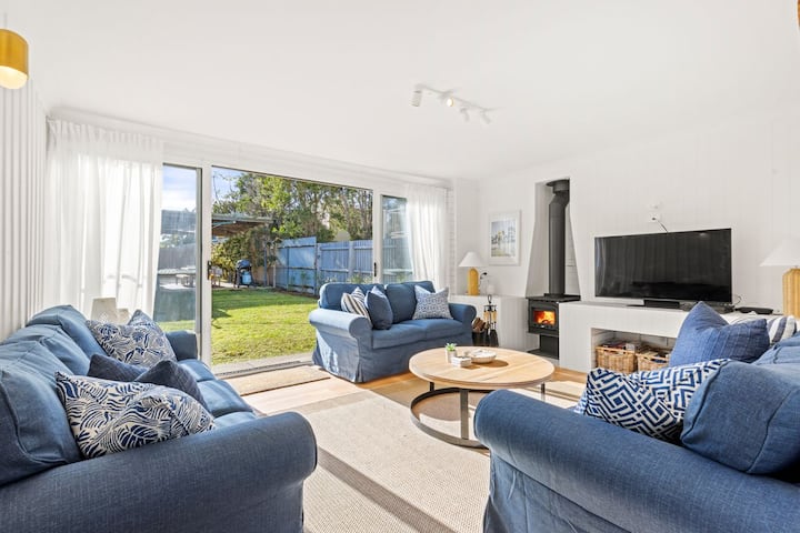 The Cabana - Pet Friendly With Fireplace - South Coast