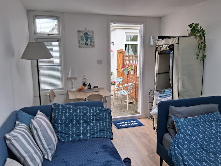 The Garden Studio - Bognor Regis