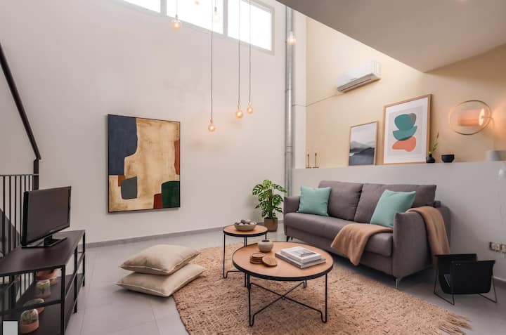 Nice Groupflat 6 Br For 12ppl Sants Stn 7 Min Walk - Castelldefels