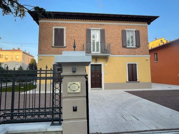 Apartment Midi For 2 People - Modena