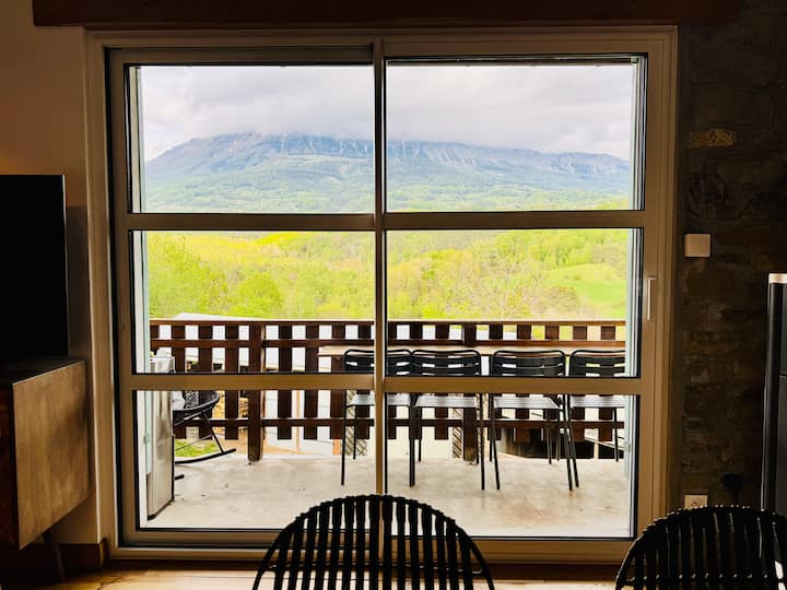 Maison En Pierre Avec Cour – Vue Montagne - Saint-Jean
