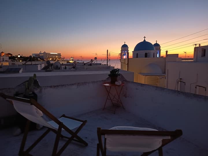 Boukamvilia ~ A Breath From The Beach - Paros