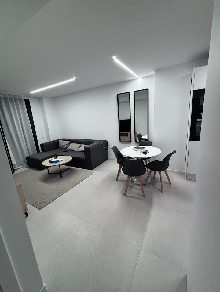 Apartamento Completo Con Piscina Con Baño Privado - Barcelone
