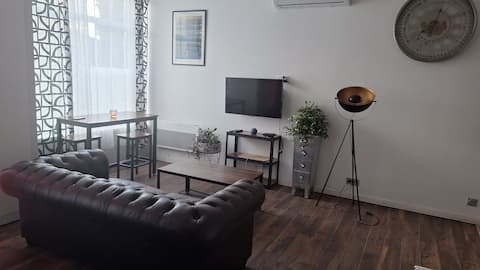 Top Airbnb: Home Delya in La Maladière