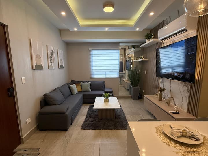 Modern Apt With Workspace, Ac And Parking - Monterrey