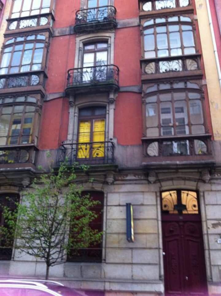 Piso Rehabilitado En El Centro - Gijón