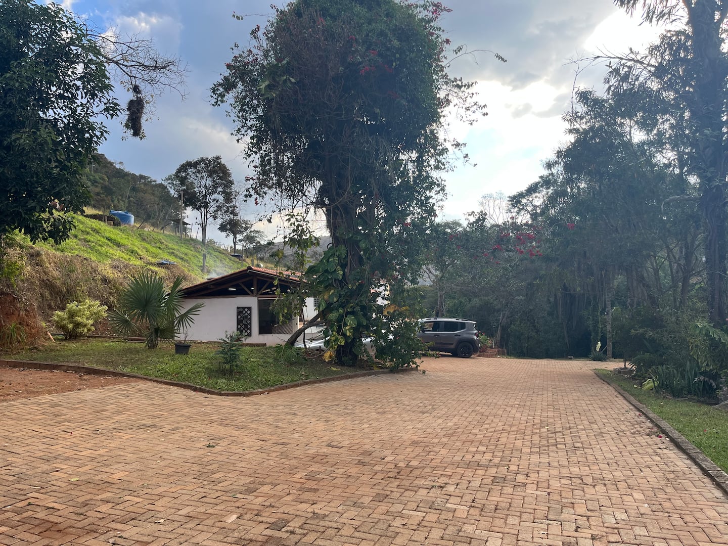 Fachada principal do Sítio Recanto da Limeira