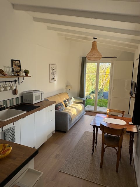 Top Airbnb: Les Violettes Cottage – Disneyland Paris à Lagny Sur Marne