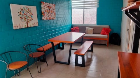 Top Airbnb: Lourdes's in Sector H Tres