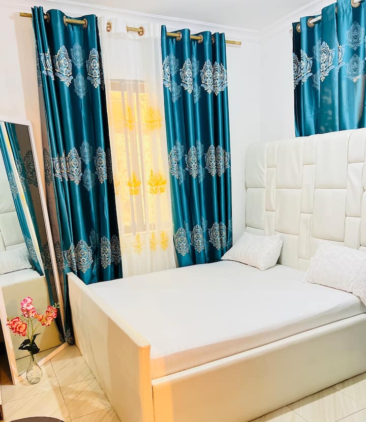 Ze Haven Affordable & Cozy Stay in Central Dodoma - Houses for