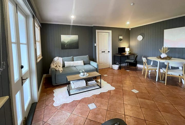 Private Garden Suite+entry | Close To Cbd & Rbwh - Brisbane