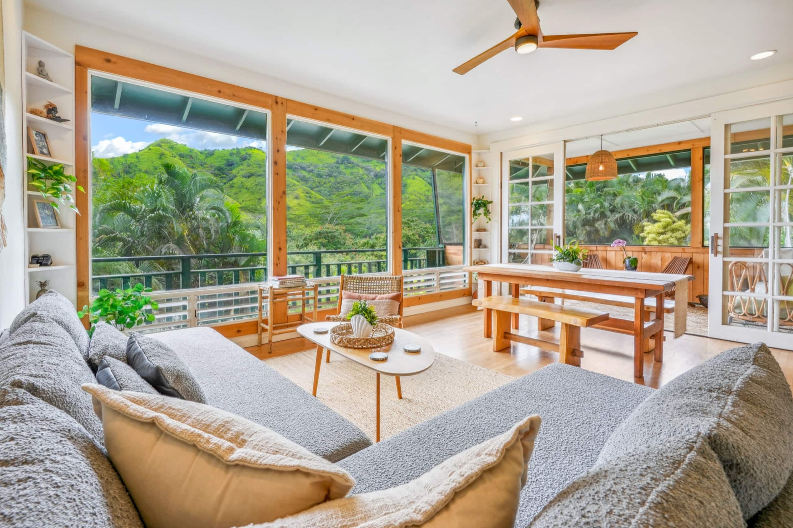 Home in Hanalei · ★5.0 · 2 bedrooms · 2 beds · 1 bath - Image 2