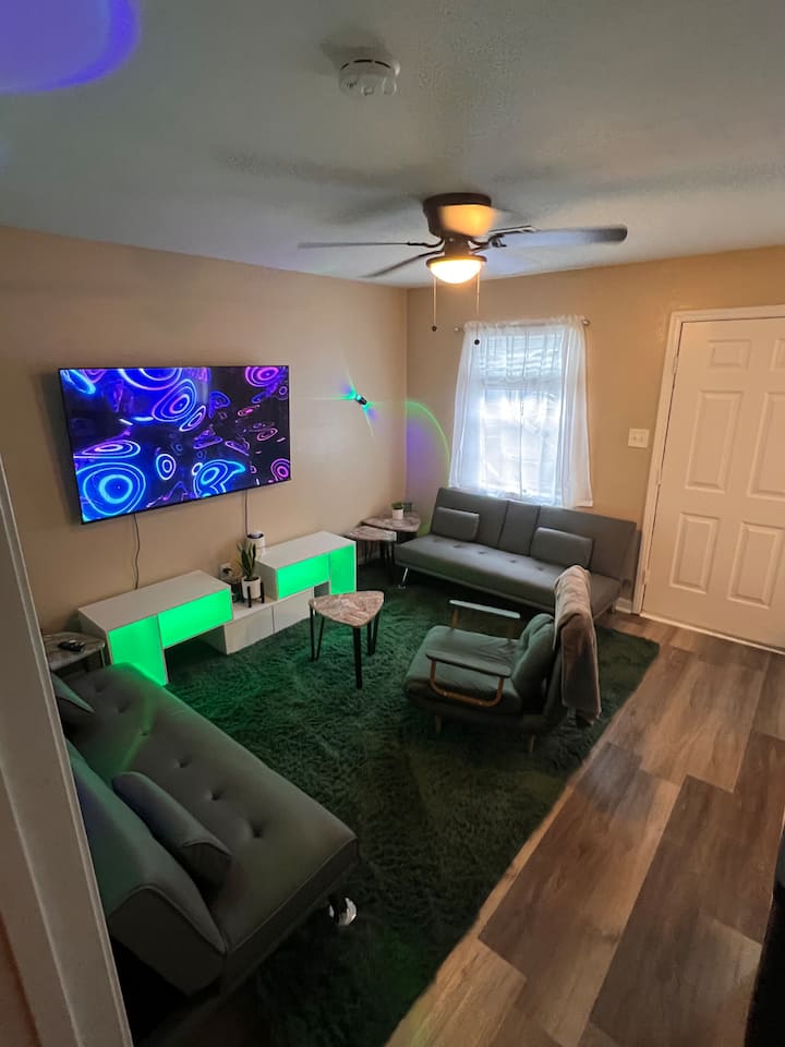 Aquahub: Neon Waterfront Stay - Gulfport, MS