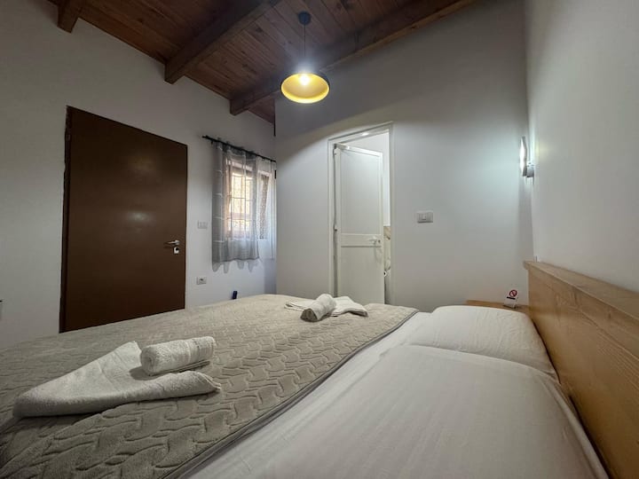 غرفة النوم 1