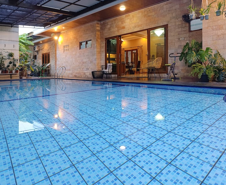 Private Pool Villa Java Villa Seroja W/ Pool - Houses for Rent in Bogor Utara, West Java ...