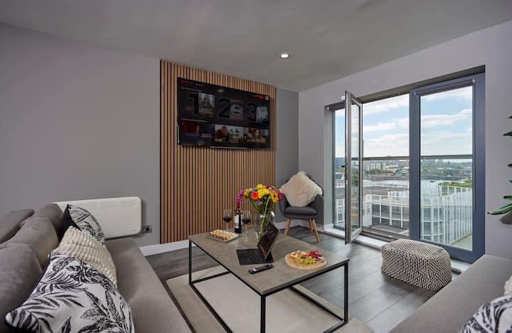 Beautiful & Spacious Stay Monarch Quay Sleeps 8 - Aeropuerto John Lennon de Liverpool (LPL)