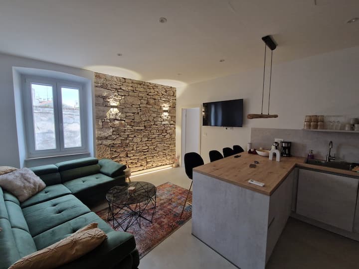 Casa Arena  1 Min To Colosseum, City Centre 3 Min - Pula