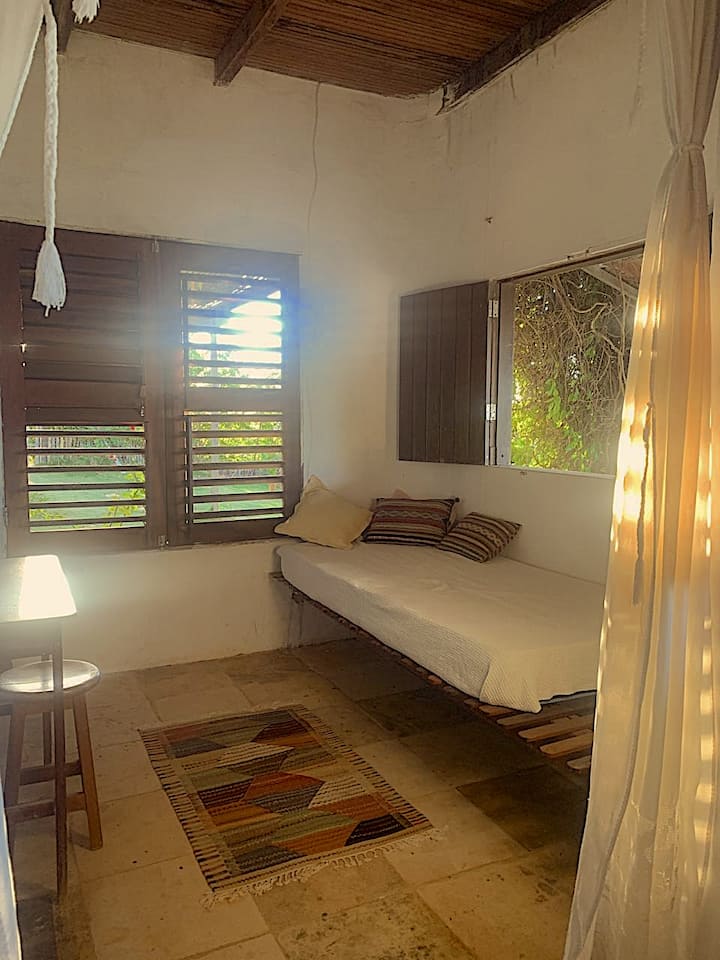 стая със завеса