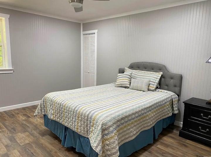 საძინებელი 1