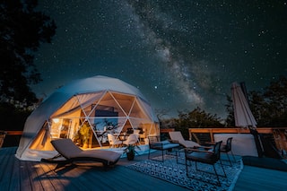 Stay near Fredericksburg