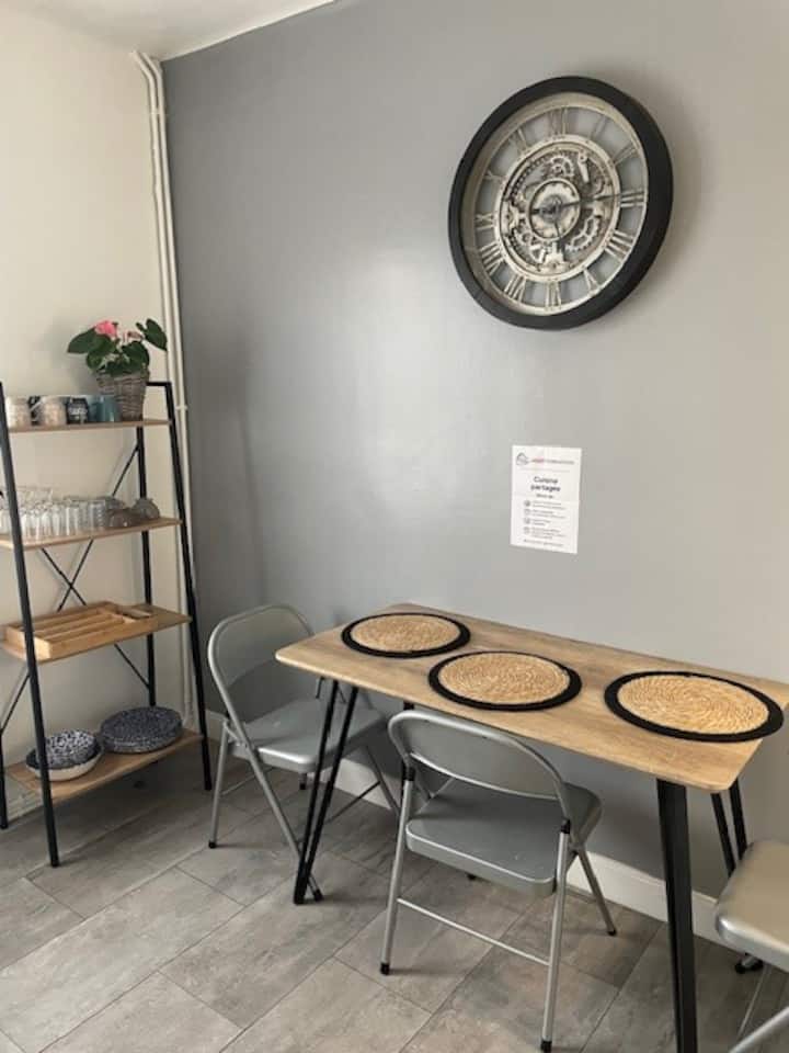 Chambre Individuelle Avec Sdb. N°5 - Saumur