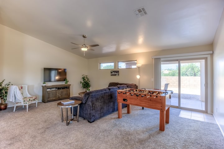 Family Friendly Home W/ Mountain View - Sleeps 10 - Catalina State Park, Tucson