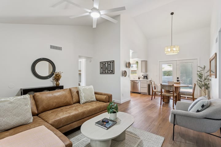 Serene Oasis W/ Heated Pool Near Shopping + Dining - Tempe, AZ