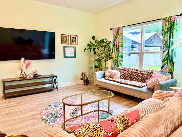 Tropical Spotless New Home Close To Downtown - 샌포드