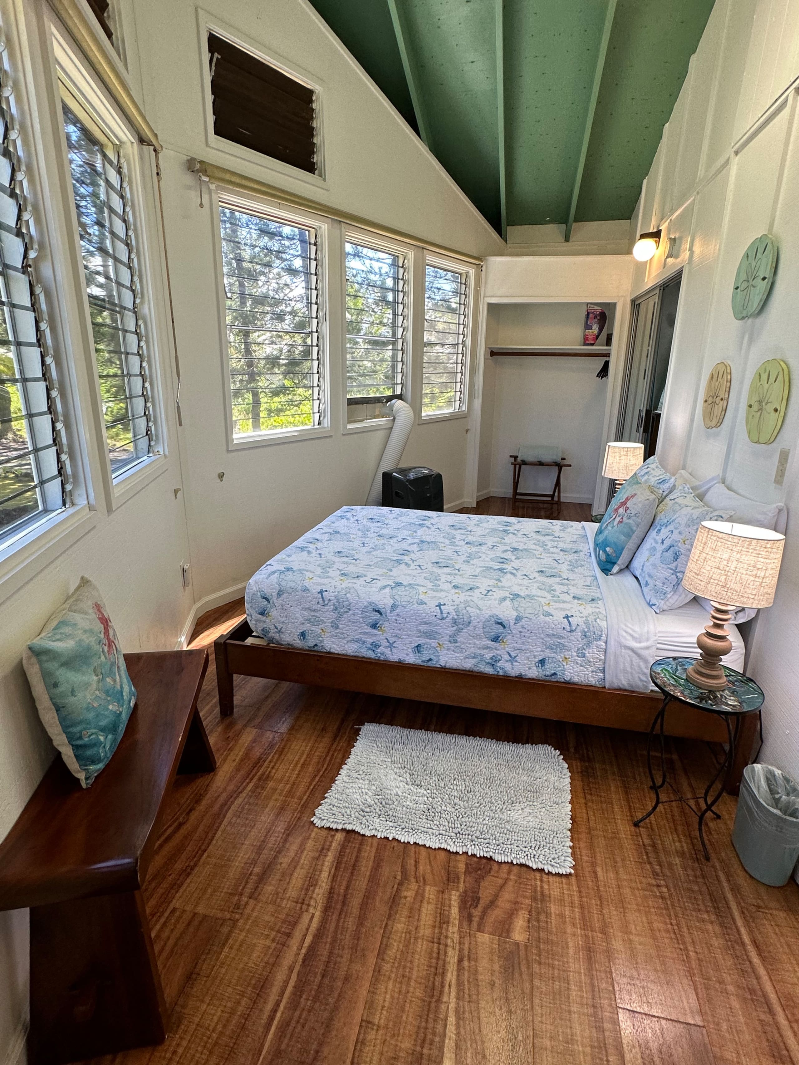 Home in Keaau · ★5.0 · 4 bedrooms · 6 beds · 2 private baths - Image 23
