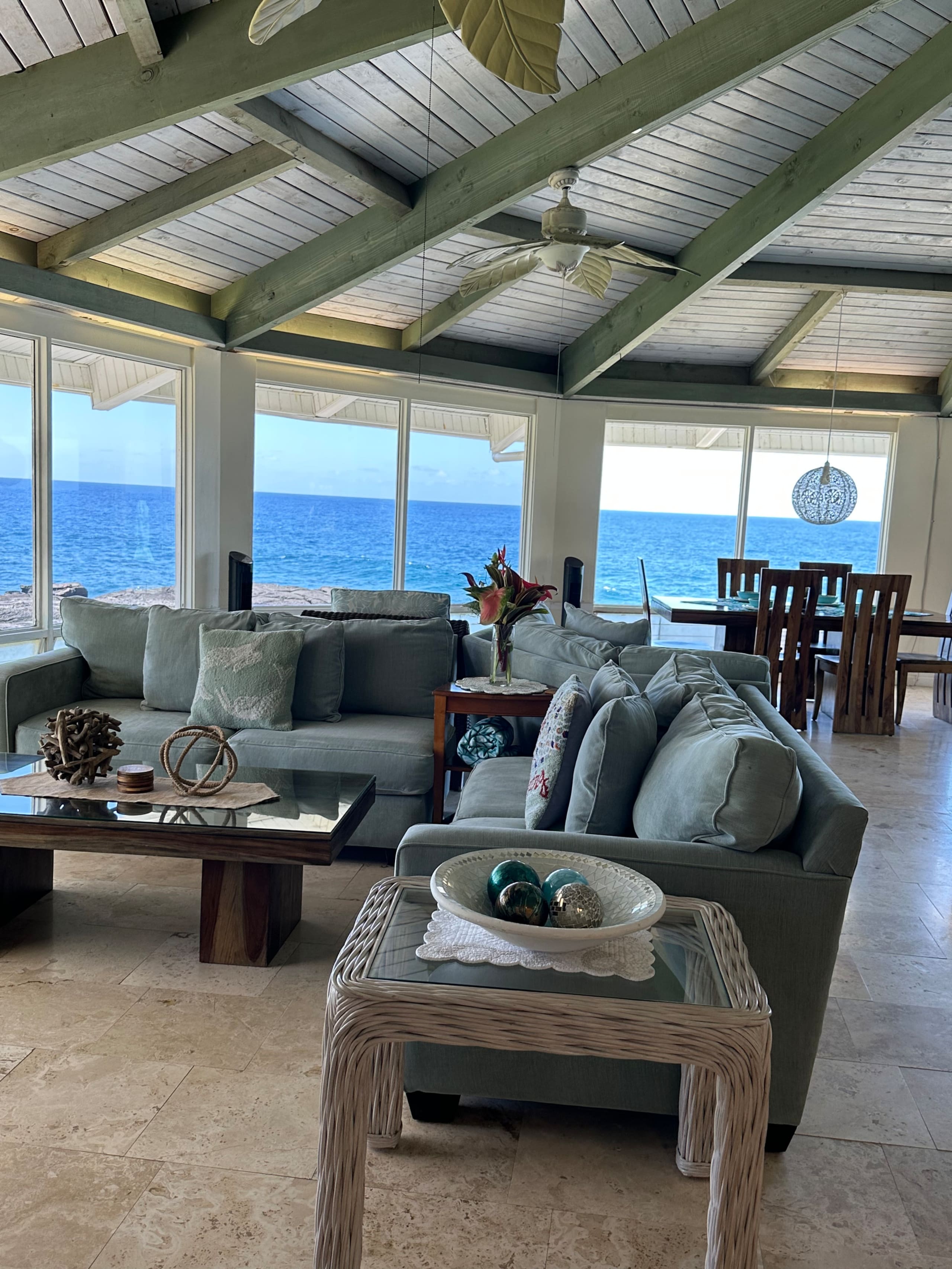 Home in Keaau · ★5.0 · 4 bedrooms · 6 beds · 2 private baths - Image 2