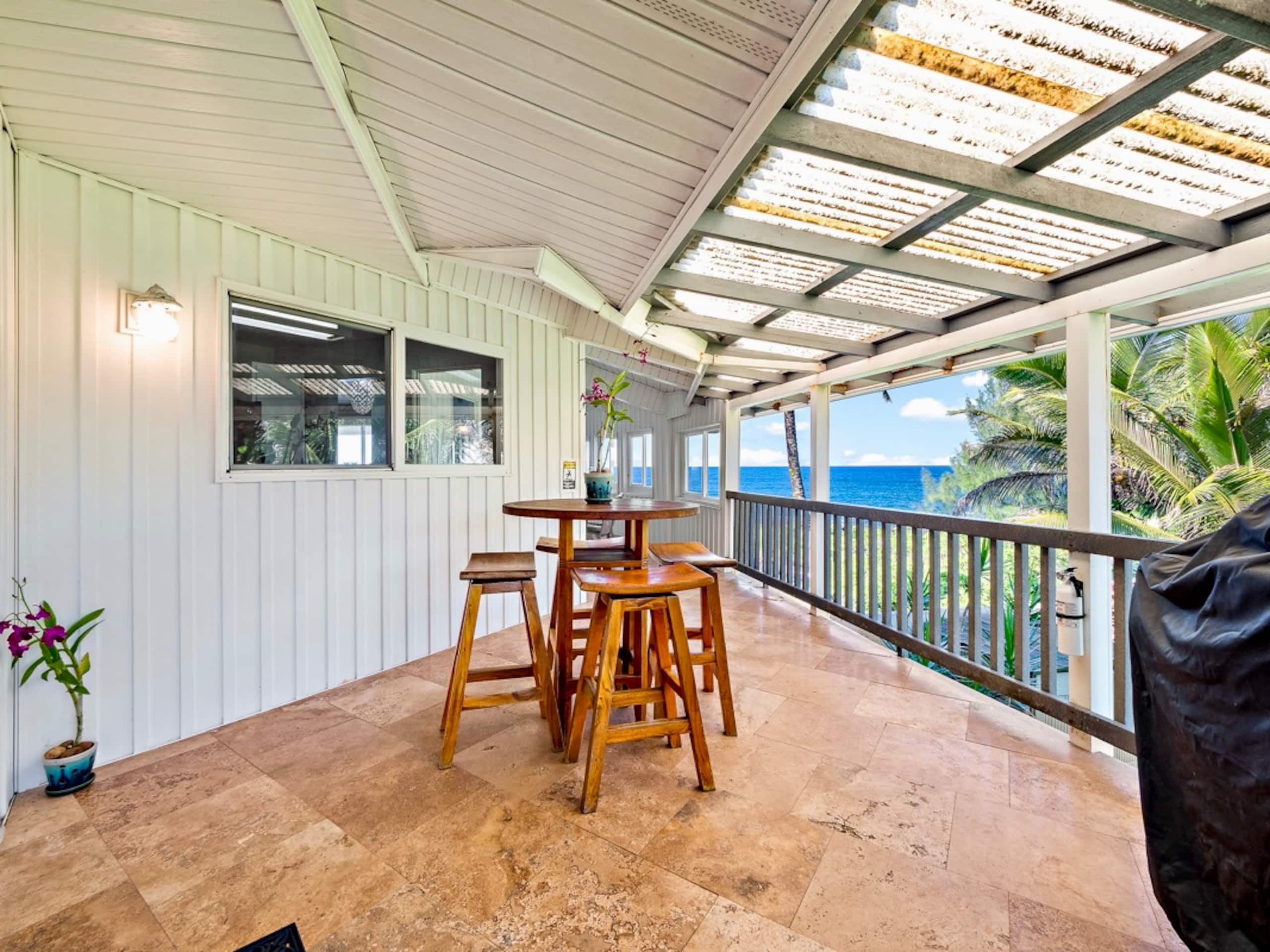 Home in Keaau · ★5.0 · 4 bedrooms · 6 beds · 2 private baths - Image 52