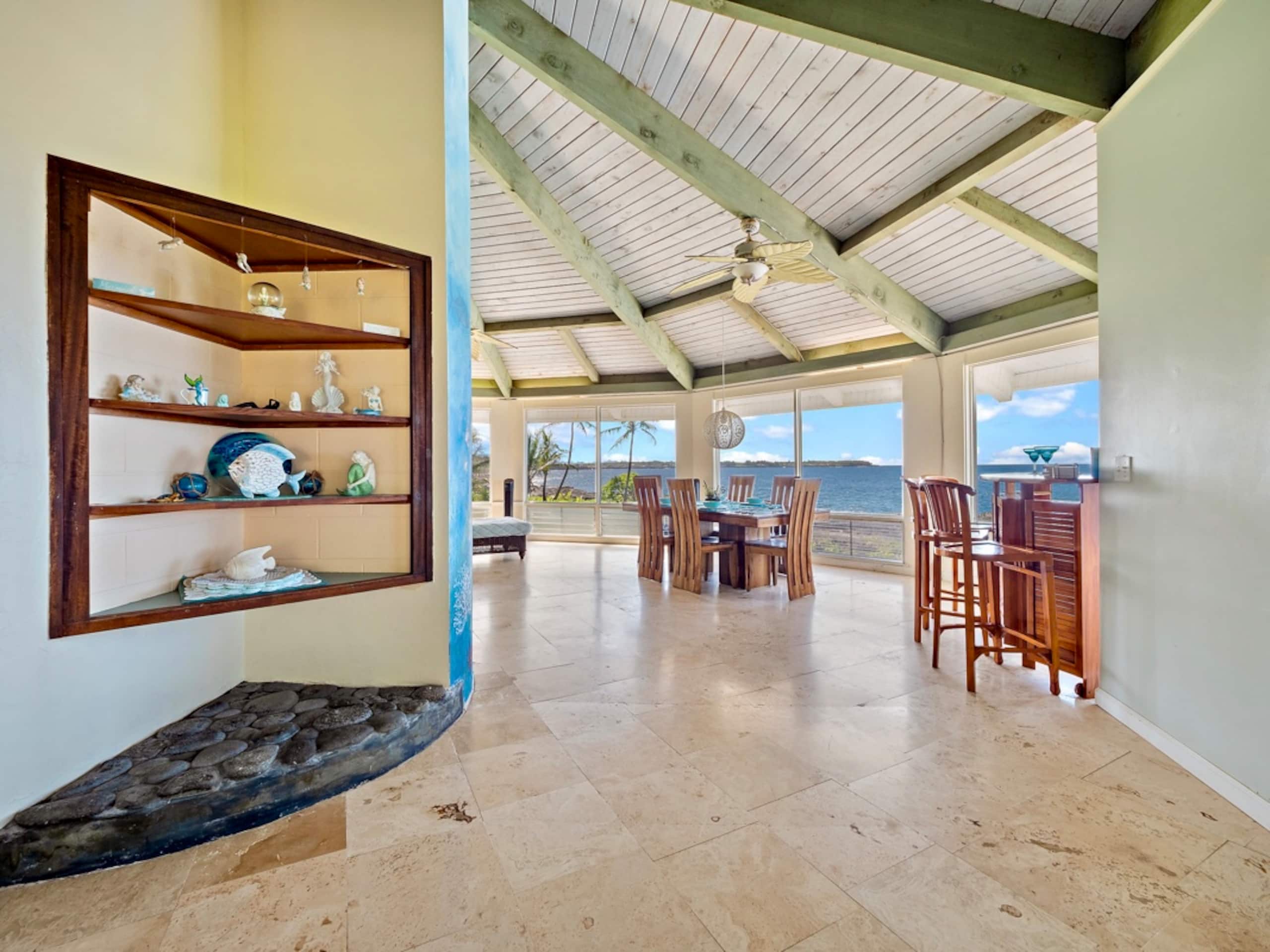 Home in Keaau · ★5.0 · 4 bedrooms · 6 beds · 2 private baths - Image 13