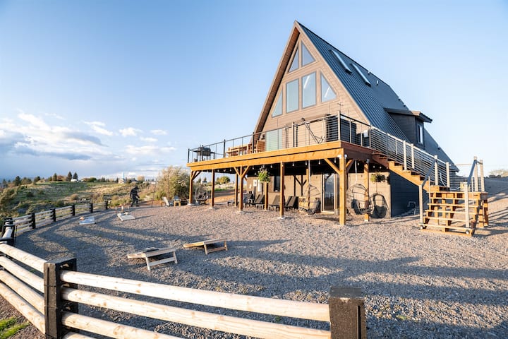 20MilestoCraterLake|HotTub|Theatre| GameRoom|Views