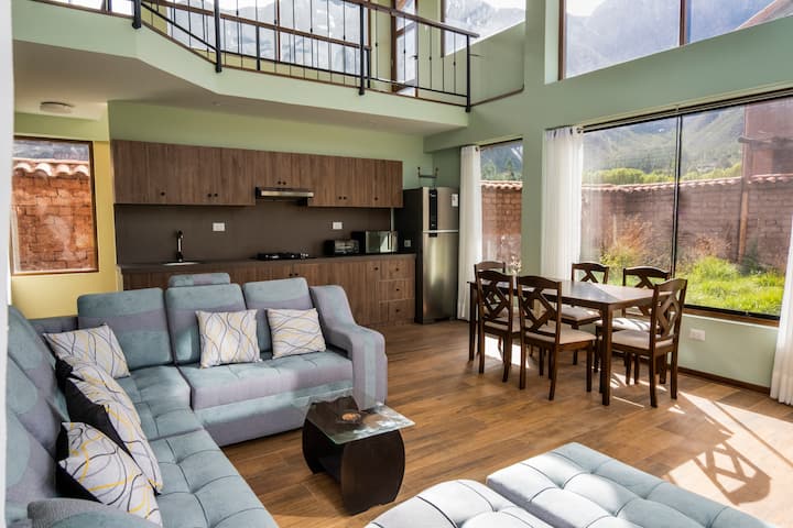 Casa Moderna Con Vista A Montaña - Madre de Dios