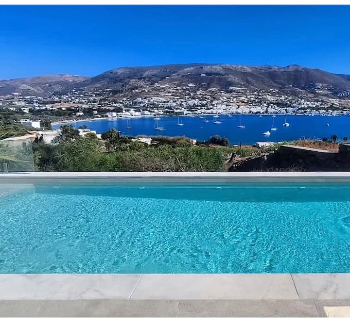 Luxurious Pool Villa With Stunning Bay View - Paros